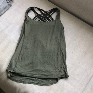 Lululemon top, 4